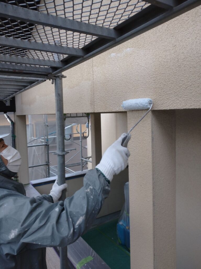 熊本市中央区Y様邸　外壁　下塗り　状況