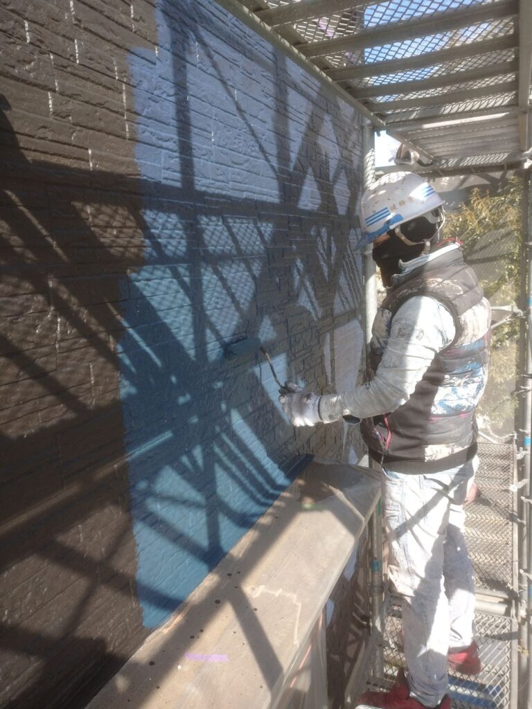 熊本市中央区Y様邸　外壁　上塗り　状況